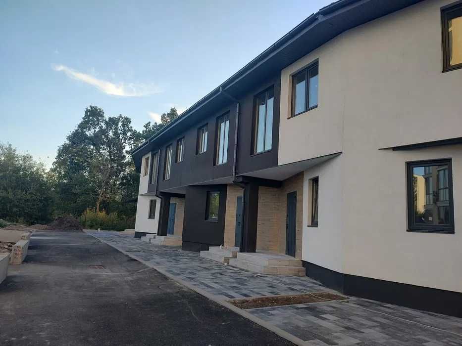 Готові танхауси з документами