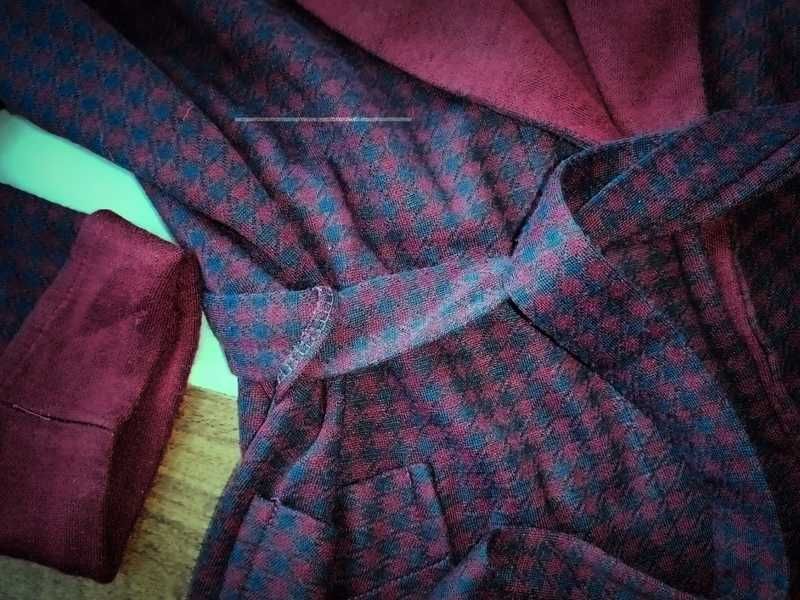 Max Mara wiązany sweter w pepitkę 40