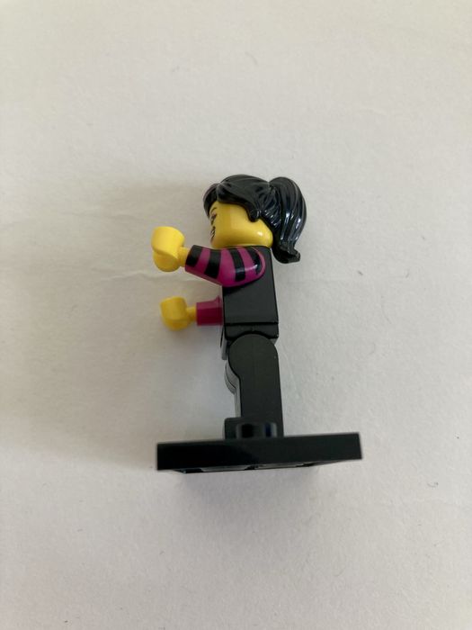 Lego minifgure col092 skater girl