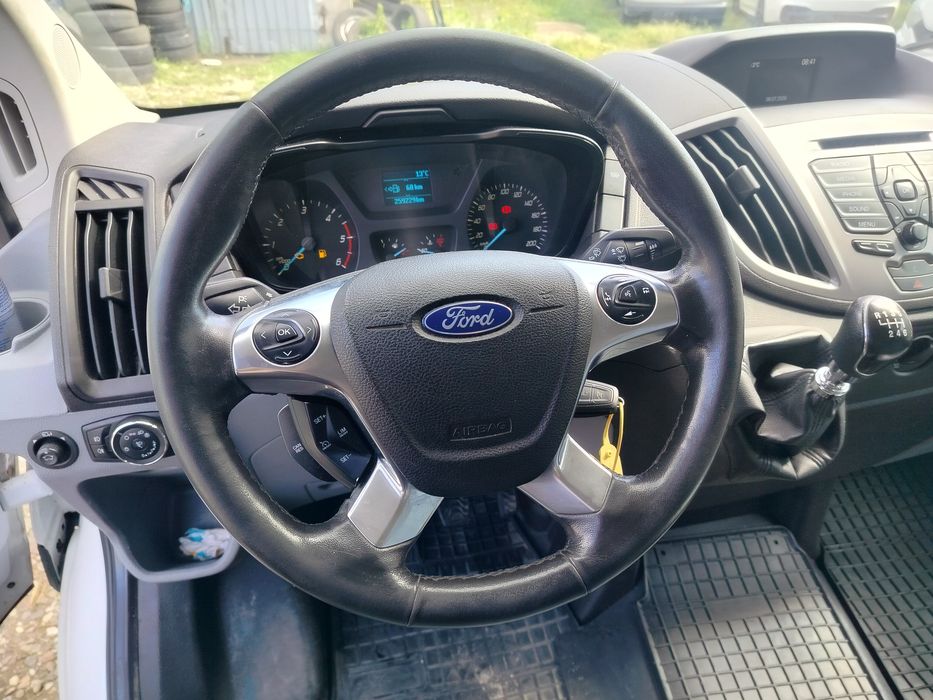 Ford transit l2h2