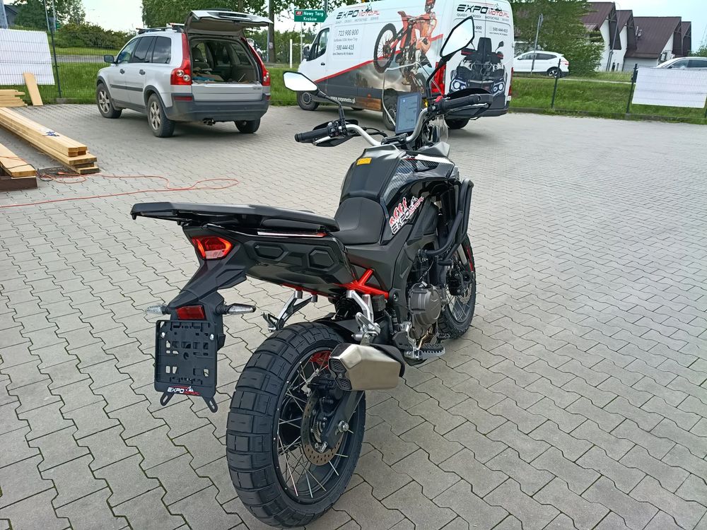 alt