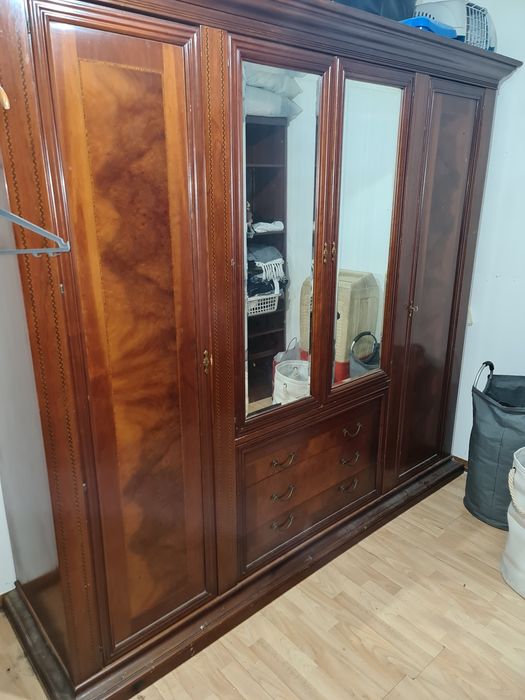 Guarda vestidos Robusto