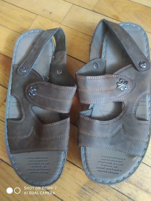 Босоніжки 43 роз.