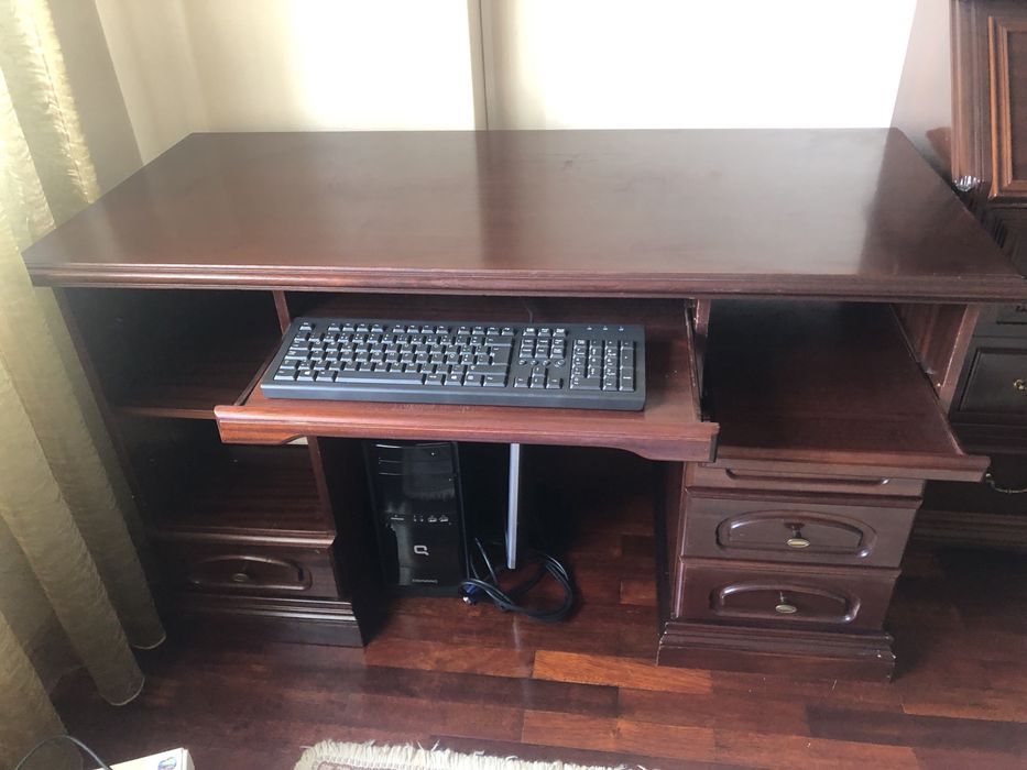 Secretaria em mogno a preço imbativel