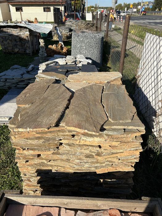 ŁUPEK BRĄZOWY KAWOWY Brązowy Kamień Elewacyjny Płyty na Taras Schody Ścieżkę Elewcja Okładzina Kominek Ściana Dzikówka Kamień Naturalny Oczko Wodne