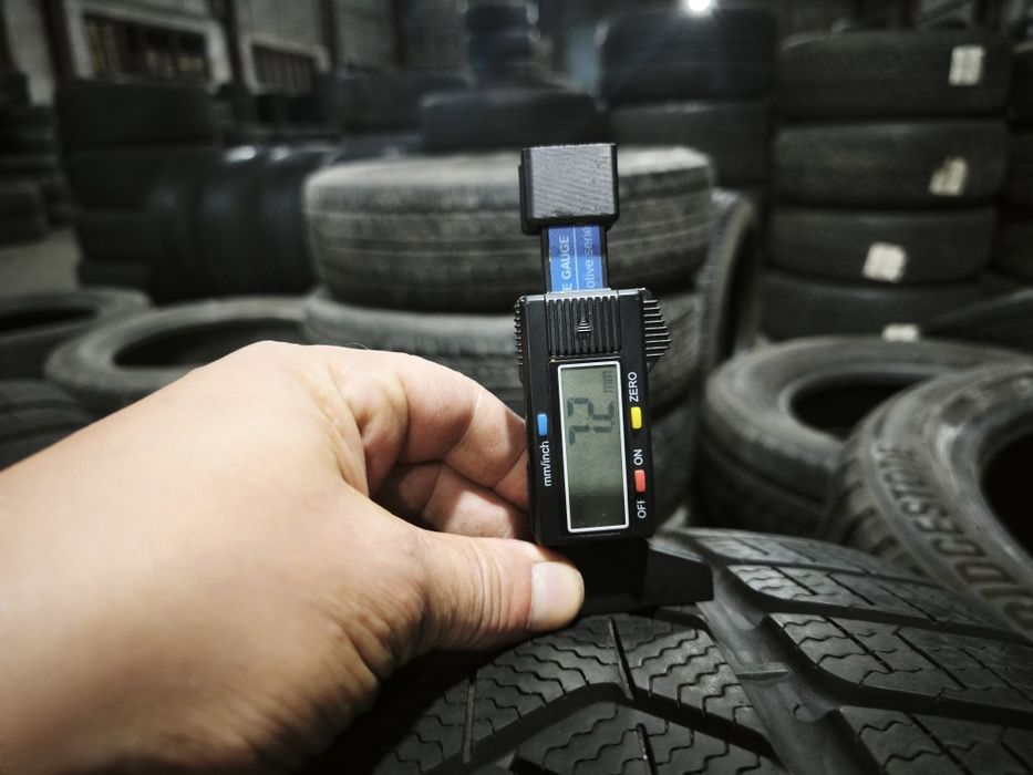Шини резина зима 275/35 r21 Pirelli sotto zero 3 NO