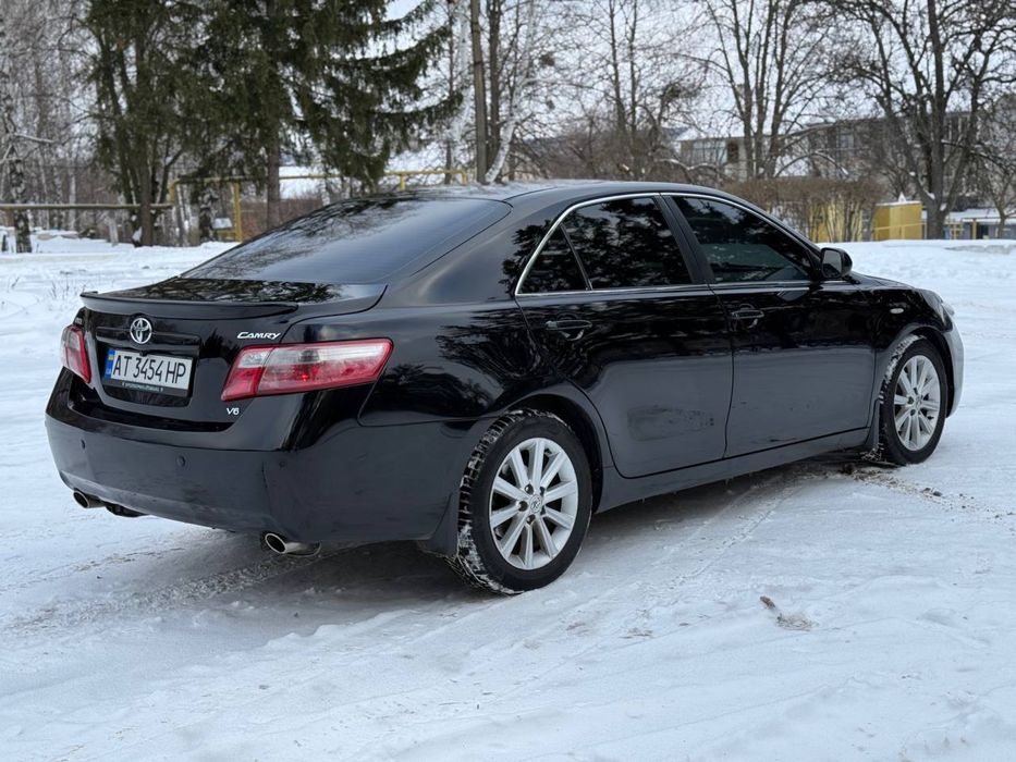 Продам TOYOTA Camry