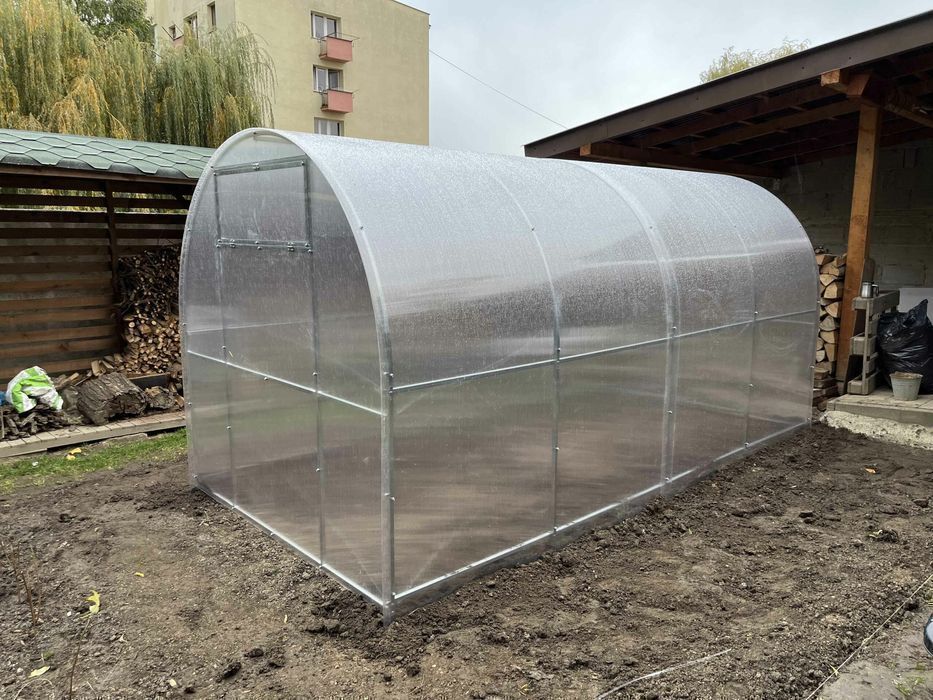 Szklarnia z poliwęglanu Tunel 2,4x2-12m profile 20x20 POLIWĘGLAN 3-6mm