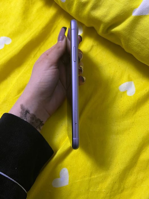 Айфон 11 на 64 ГБ