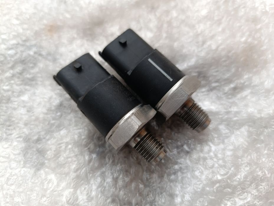 Датчик тиску палива BMW Е39 M57, Е38 M57, E46 M57, Е53 Х5 3.0d M57