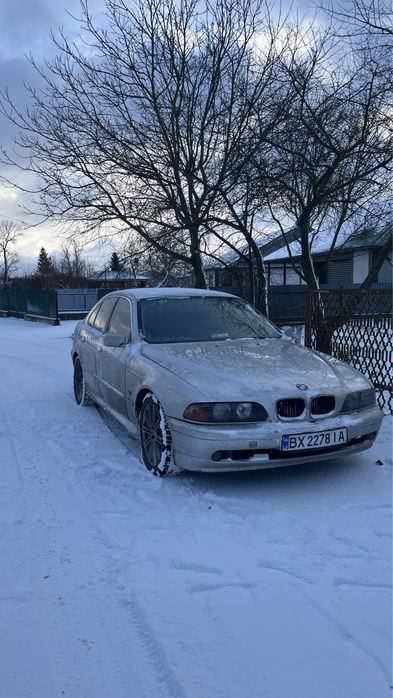 Bmw e39 520i Бмв е39
