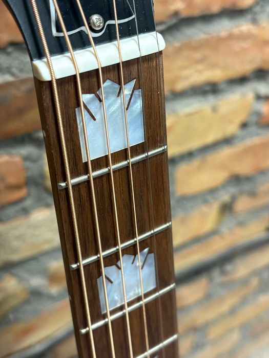 Gibson SJ-200 Studio