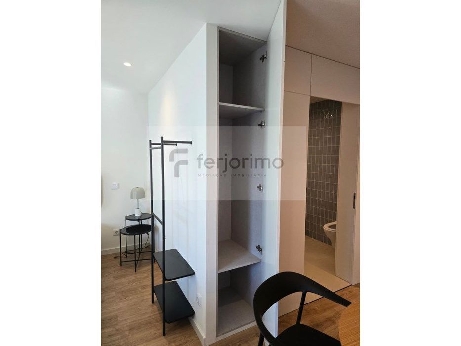 T0 - Apartamento todo mobilado

 *** OPEN SPACE ***
***ARR...