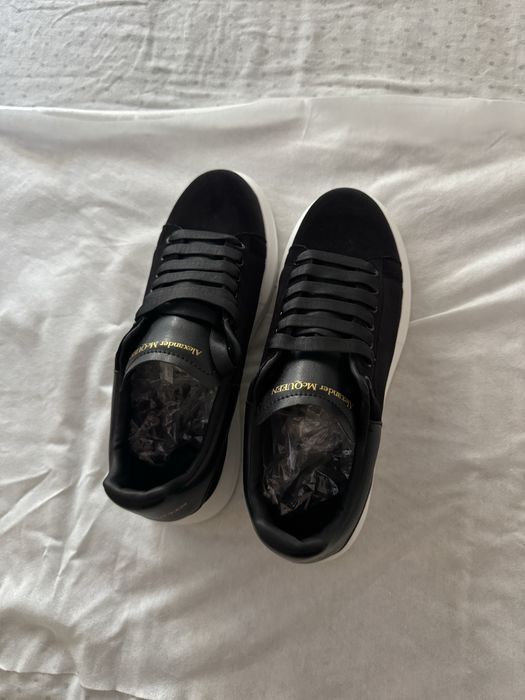 Alexander McQueen 42