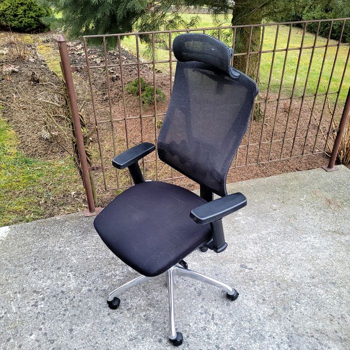 Fotel Ergonomiczny Gamvis ErgoWork – Czarny