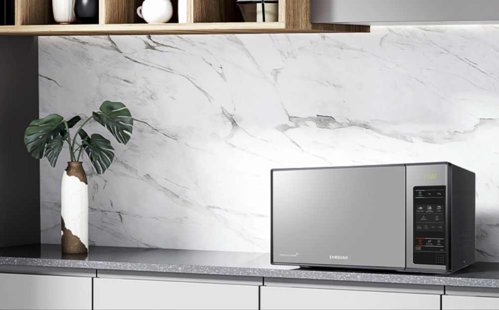 Micro-ondas Samsung GE83X 23L