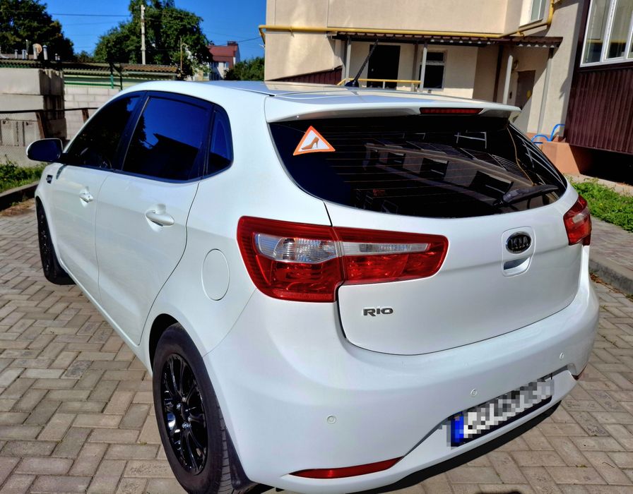 Kia Rio 2012 1.6 automatic