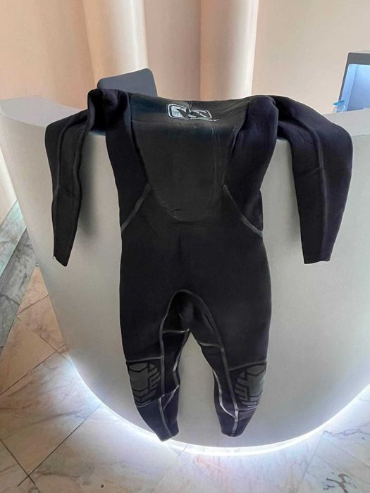 Fato de surf para menina