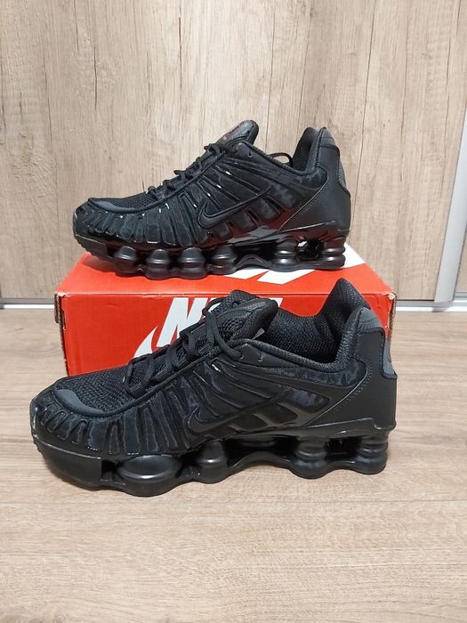Nowe Nike Shox Czarne