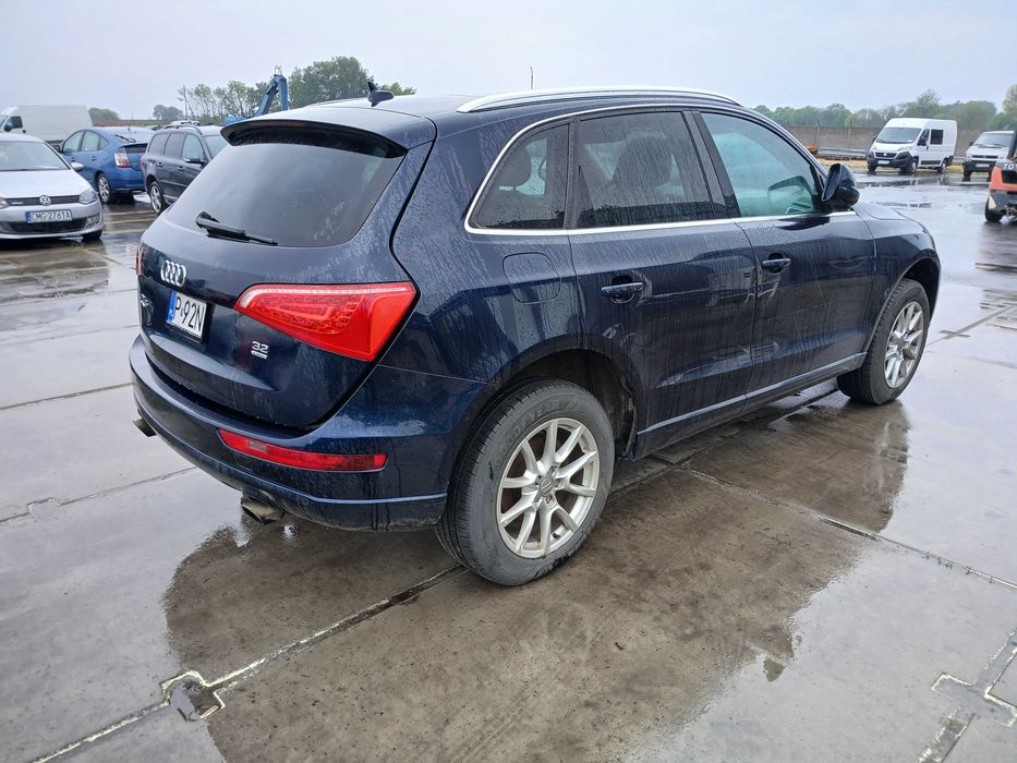 Audi Q5 3.2 benzyna 2010r
