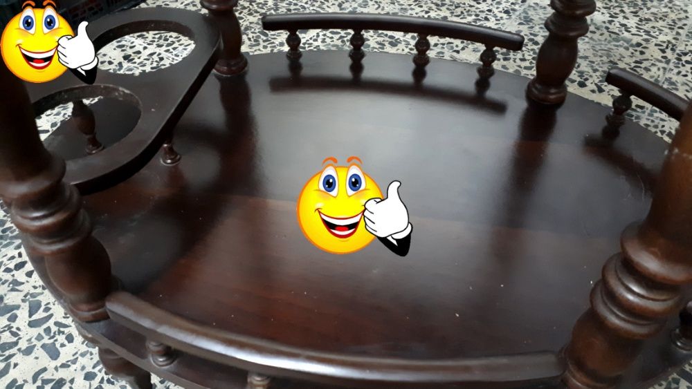 Mesa Garrafeira/Chaleira Antiga com Rodas