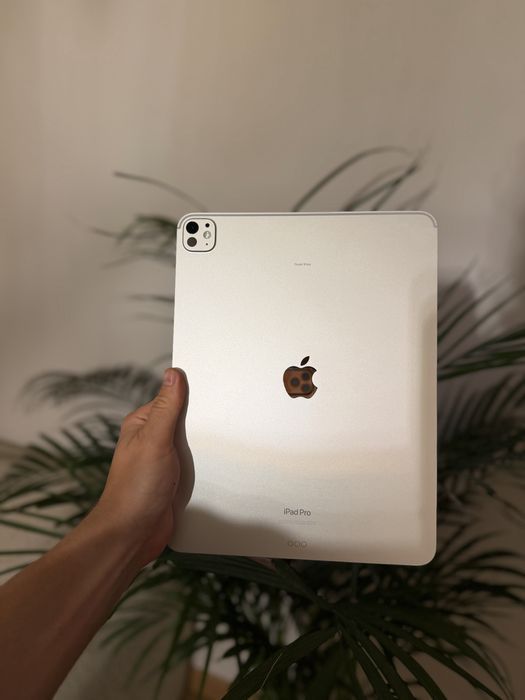 Apple iPad Pro 13” M4 / 256GB / Wi-Fi / Silver (Srebrny)