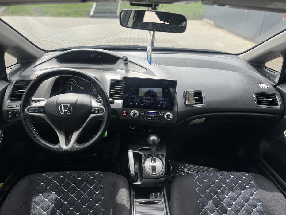 Honda Civic AVTOMAT 1.3 гібрид/газ 2009 рік
