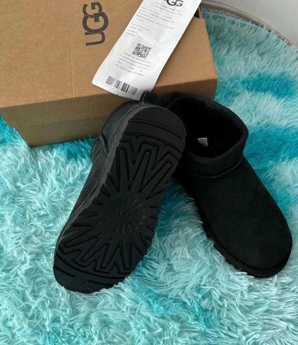 UGG Classic Ultra mini R.38