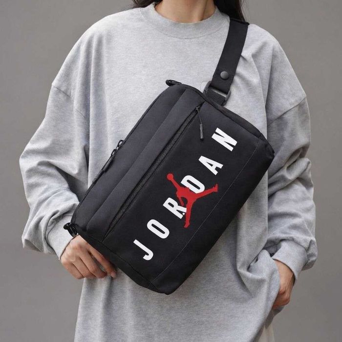 Велика бананка Jordan кросбоди сумка на пояс Nike 32*22*11 (найк)
