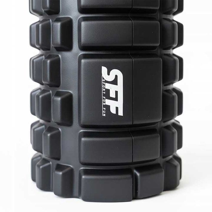 ROLLER wałek do masażu i regeneracji z wypustkami do ćwiczeń ciała