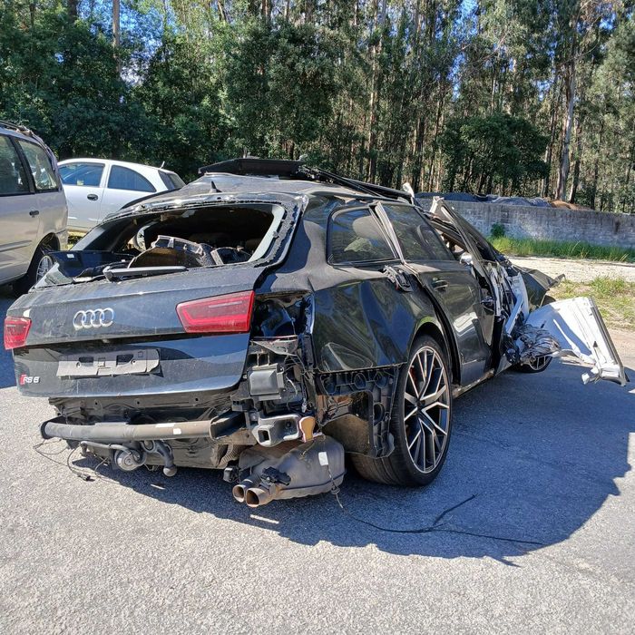 Audi RS6 de 2016 - Peças Usadas