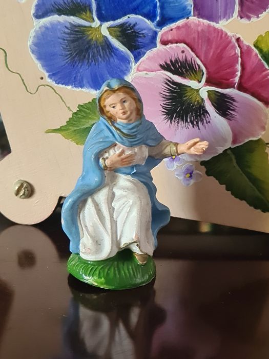 Figurka Maryja,  Italy