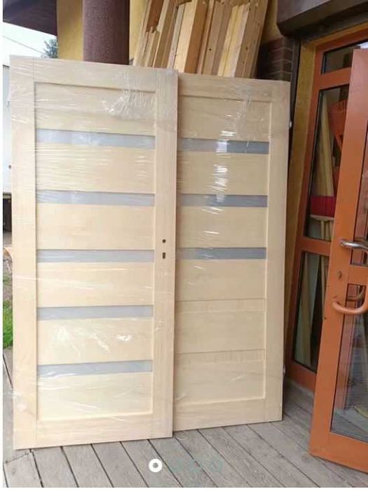 Drzwi sosnowe drewniane  od reki