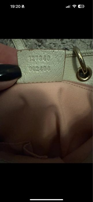 Carteira Gucci cor de rosa