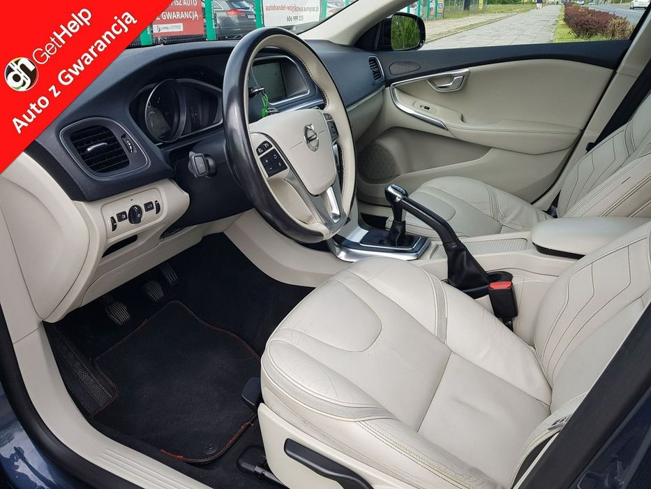 Volvo V40