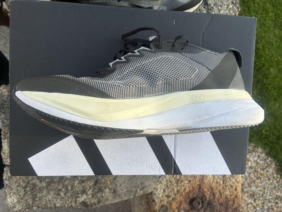 Adizero Boston 12 numero 44 2/3