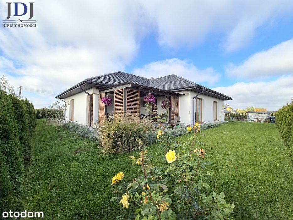 Nowoczesny dom na obrzeżach miasta. Horodyszcze