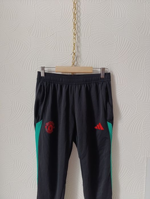 Спортивные тренировочные штаны adidas manchester united tiro 23 traini