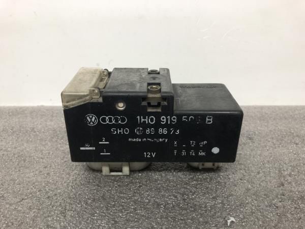 Botão / interruptor electromecânico / relé SEAT Ibiza II (6K1)