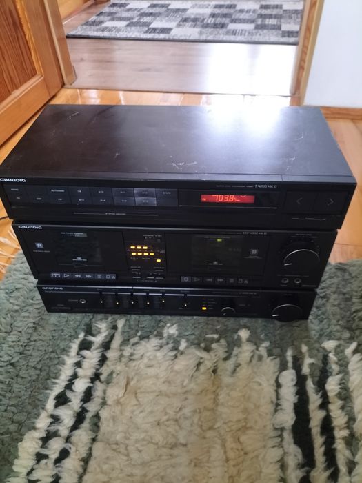 Zestaw Grundig v4200 ccf4300 i t4200