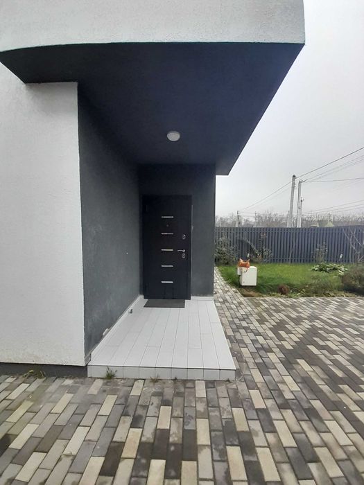 Без комісії, 105м², 4 кімнати, 6 соток, підвал