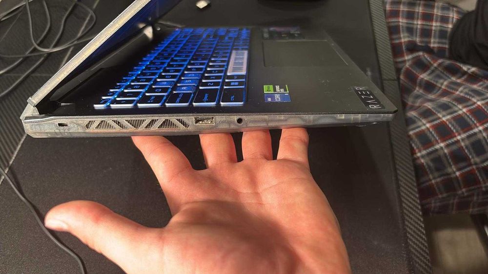 Sprzedam laptop gamingowy