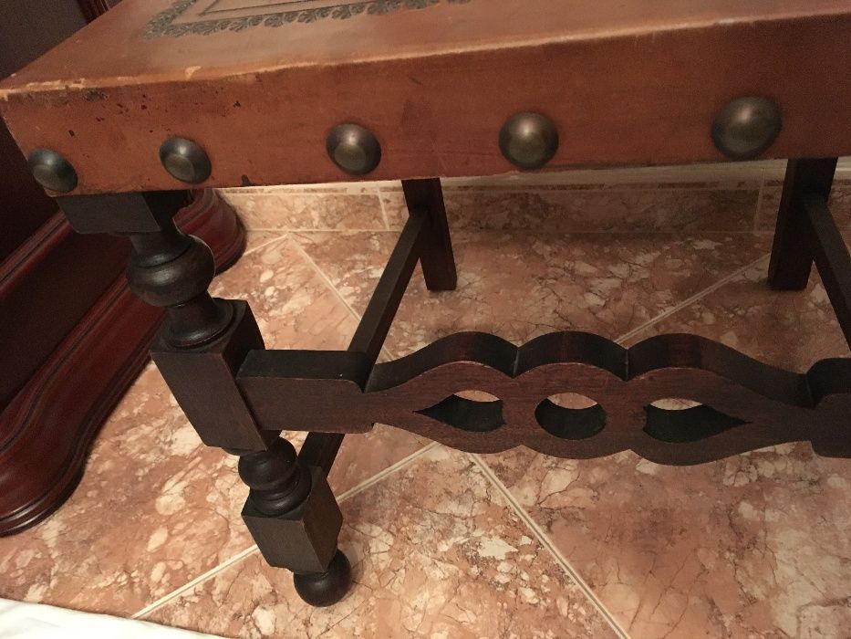 Cadeira Mogno Séc. XVII de Cabedal