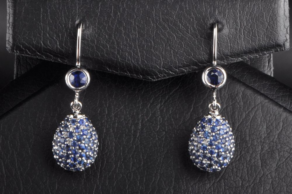 Серьги из белого золота с сапфирами - 2.2ct
