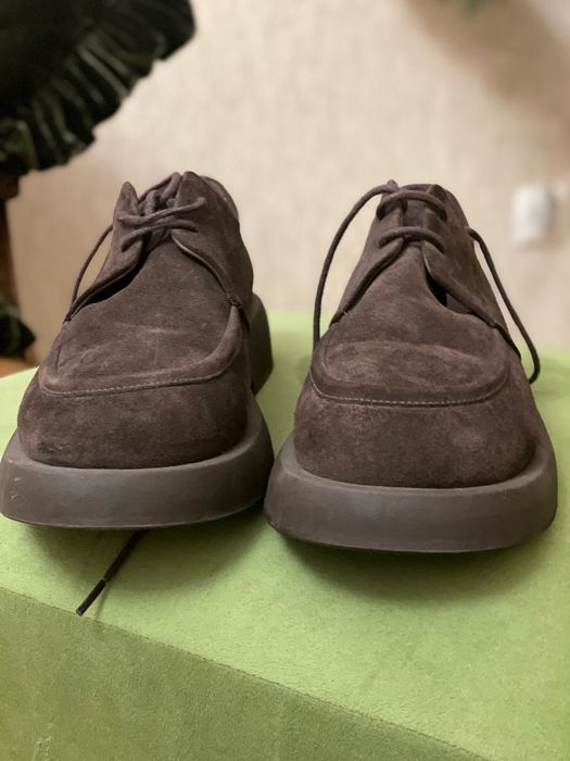 Туфли замш , были одеты один раз , состояние новых , размер 40