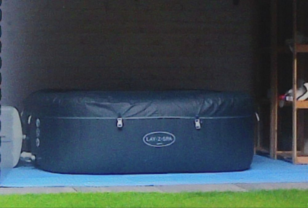Lay z spa ibiza jacuzzi