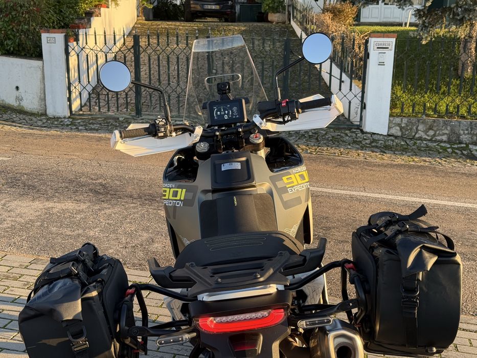 Husqvarna Norden 901 Expedition