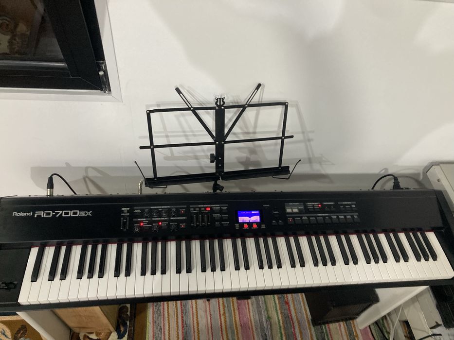 Roland rd 700 sx