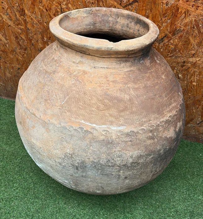 Talha centenaria em terracota