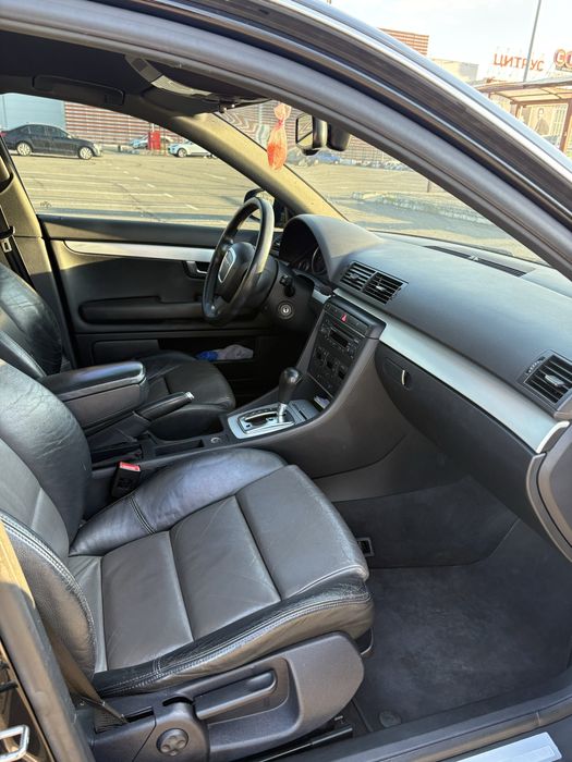 Продаю Audi A4 B7 S-line
